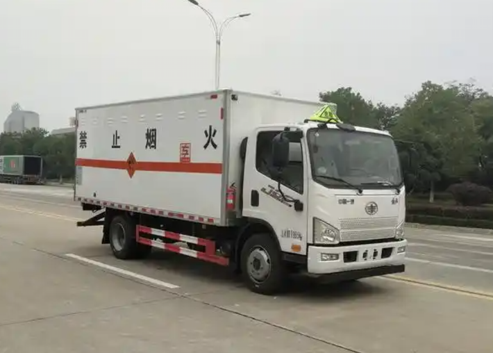 乌尔禾爆破器材运输车可以上高速吗？